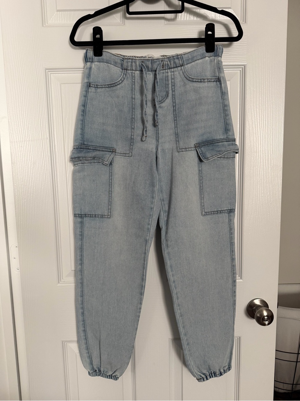 No Boundaries Cargo Jogger Jeans